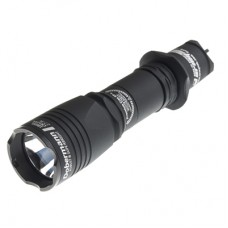 Фонарь Armytek Dobermann XP-E2 green black