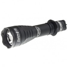 Фонарь Armytek Predator v3 XB-H теплый